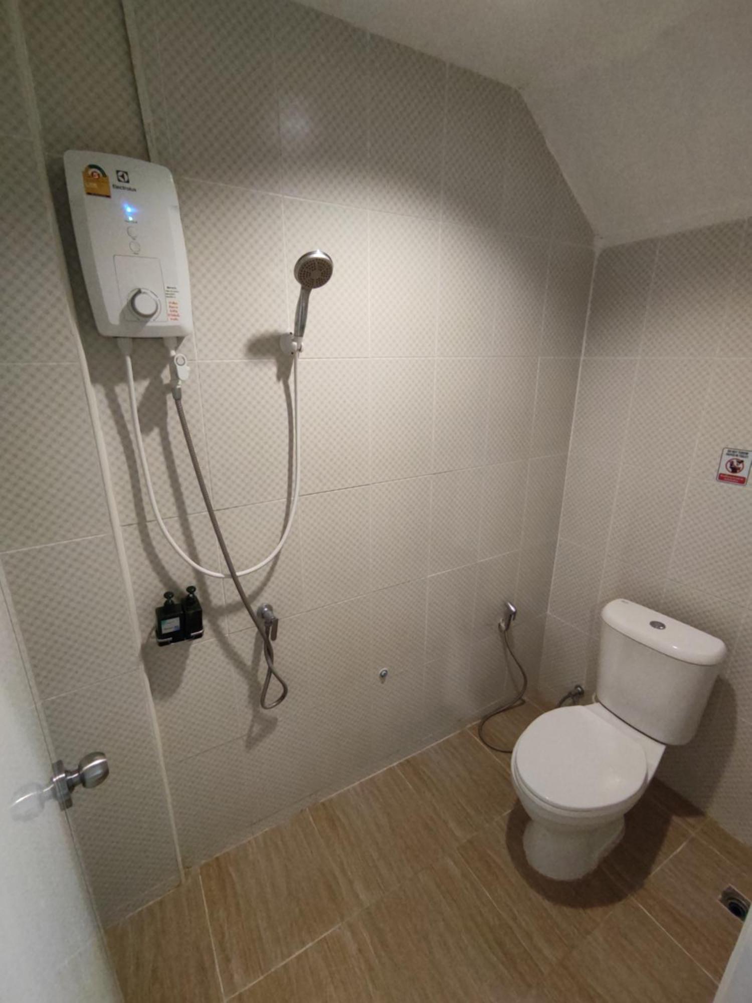 Life Hotel Rong Khun Ban Mai  Eksteriør bilde